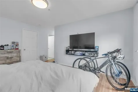 547 Gorge Road Cliffside Park NJ 07010