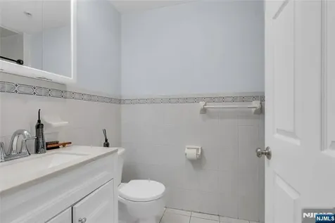 547 Gorge Road Cliffside Park NJ 07010