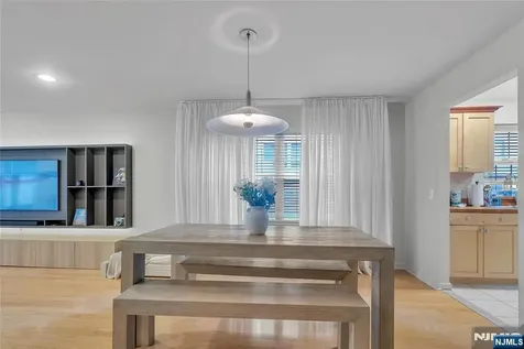 547 Gorge Road Cliffside Park NJ 07010