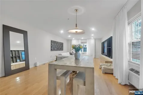 547 Gorge Road Cliffside Park NJ 07010