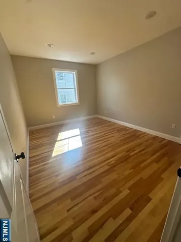 474 10th Avenue Paterson NJ 07514