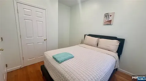 261 Maple Street Kearny NJ 07032