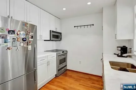 3412 City Place Edgewater NJ 07020