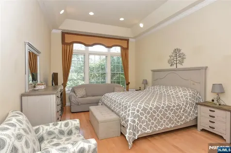 3 Skyview Drive North Haledon NJ 07508