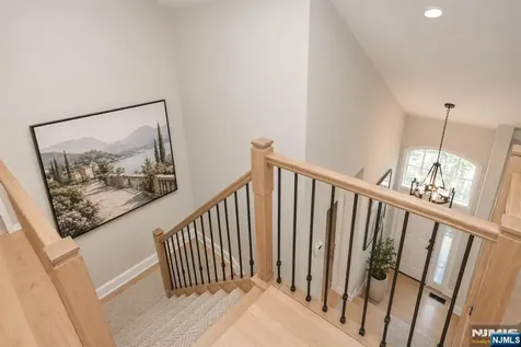 3 Skyview Drive North Haledon NJ 07508