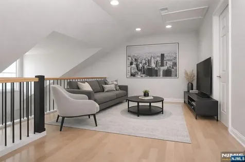 3 Skyview Drive North Haledon NJ 07508