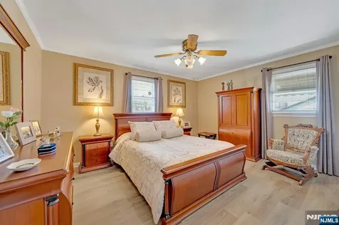 17 Peden Terrace Kearny NJ 07032