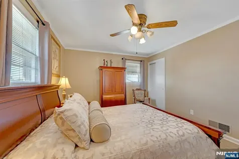 17 Peden Terrace Kearny NJ 07032