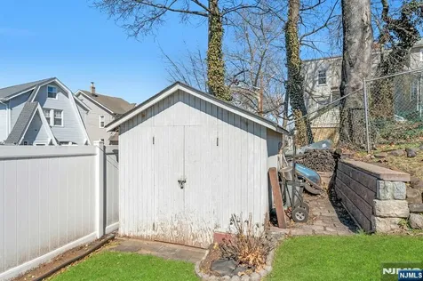 17 Peden Terrace Kearny NJ 07032