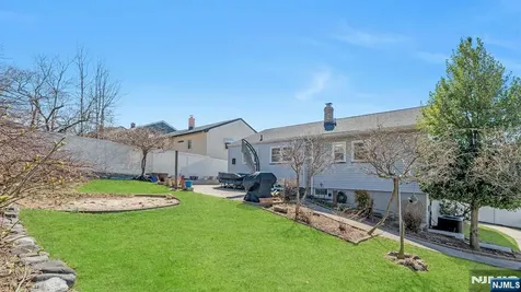 17 Peden Terrace Kearny NJ 07032