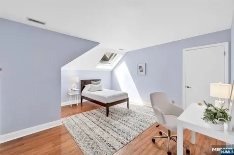 301 Hopper Court Franklin Lakes NJ 07417