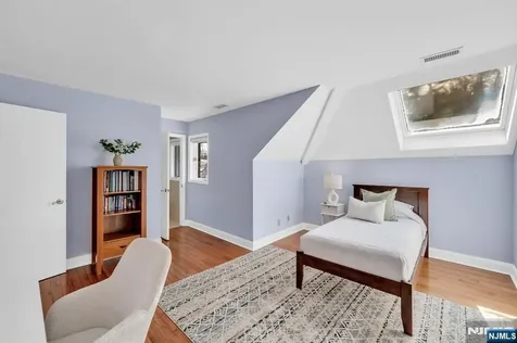 301 Hopper Court Franklin Lakes NJ 07417