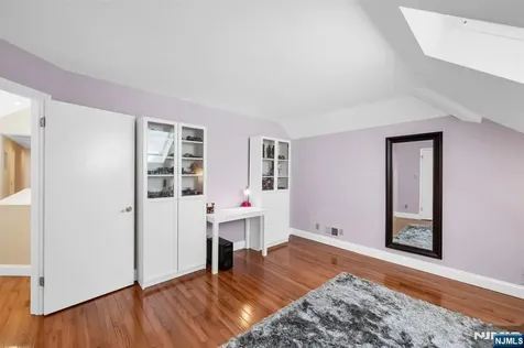 301 Hopper Court Franklin Lakes NJ 07417