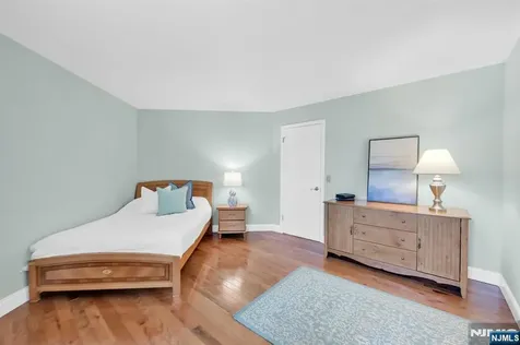 301 Hopper Court Franklin Lakes NJ 07417