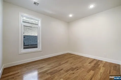 39 Grace Street Irvington NJ 07111