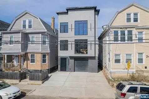 39 Grace Street Irvington NJ 07111
