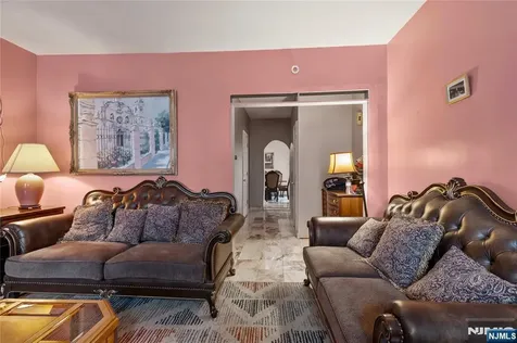 109 Franklin Street Elizabeth NJ 07206