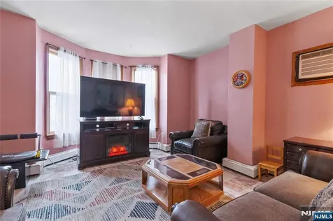 109 Franklin Street Elizabeth NJ 07206