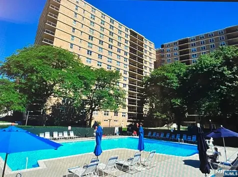 2200 Central Road Fort Lee NJ 07024