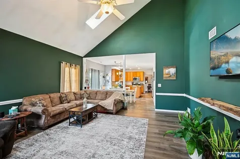 5 Forest View Drive Berkeley NJ 08721