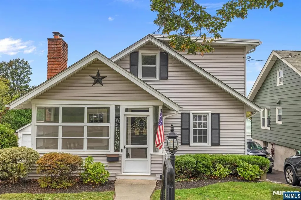 17 Lane Avenue West Caldwell NJ 07006