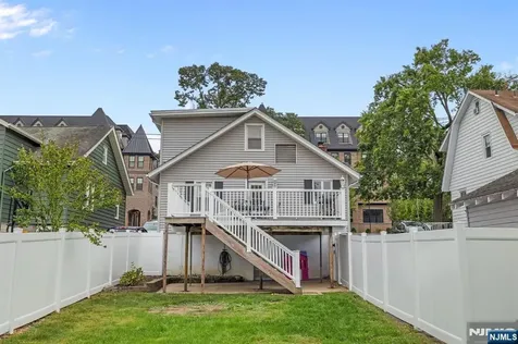 17 Lane Avenue West Caldwell NJ 07006