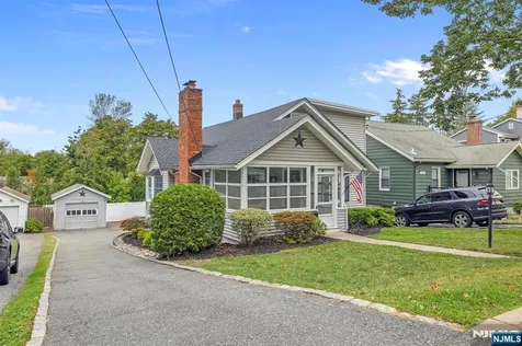 17 Lane Avenue West Caldwell NJ 07006