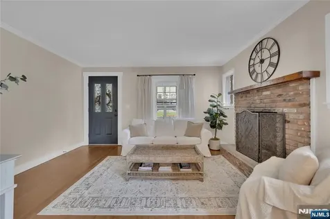 17 Lane Avenue West Caldwell NJ 07006