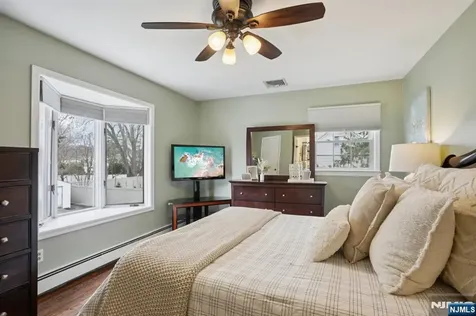 116 Carol Place Wayne NJ 07470