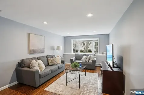 116 Carol Place Wayne NJ 07470
