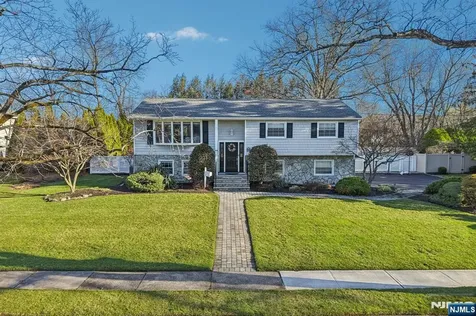 116 Carol Place Wayne NJ 07470