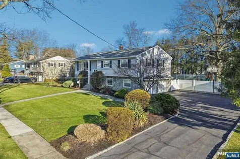 116 Carol Place Wayne NJ 07470