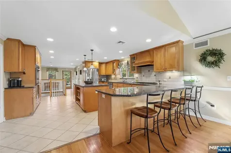 38 Madison Avenue Demarest NJ 07627
