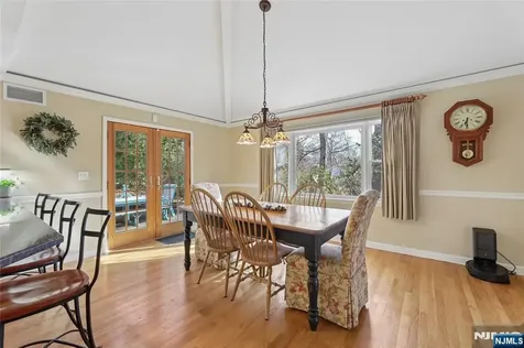 38 Madison Avenue Demarest NJ 07627
