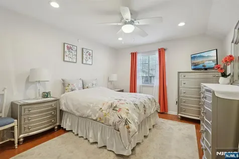 1810 Faulkner Court Mahwah NJ 07430