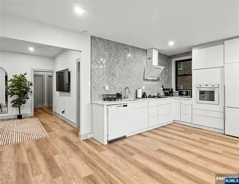 6115 Kennedy Boulevard West New York NJ 07093