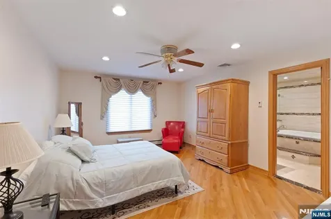 512 Van Bussum Avenue Garfield NJ 07026