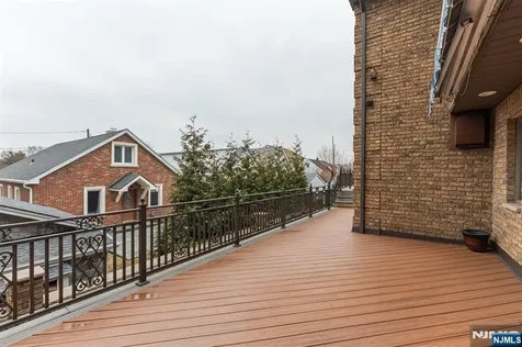 512 Van Bussum Avenue Garfield NJ 07026