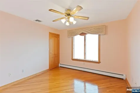 512 Van Bussum Avenue Garfield NJ 07026