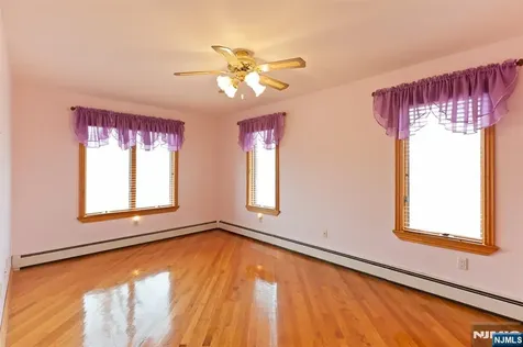512 Van Bussum Avenue Garfield NJ 07026