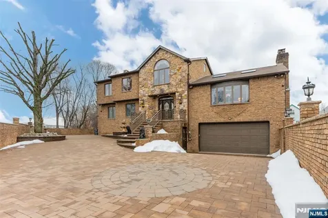 512 Van Bussum Avenue Garfield NJ 07026