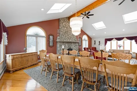 512 Van Bussum Avenue Garfield NJ 07026