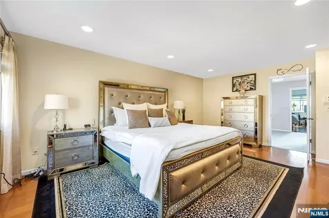 89 Fisher Road Mahwah NJ 07430