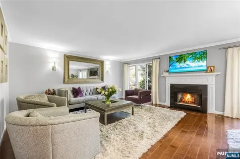 89 Fisher Road Mahwah NJ 07430