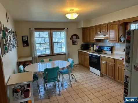 128 Ethel Avenue Hawthorne NJ 07506