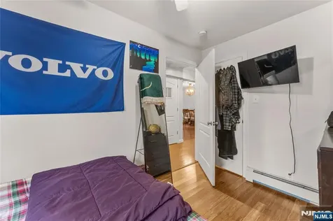 83 Village Road Pequannock Township NJ 07444