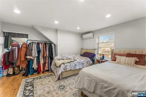 83 Village Road Pequannock Township NJ 07444