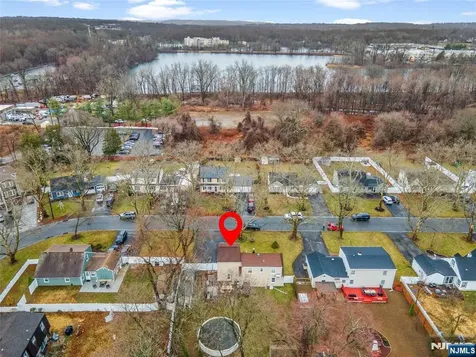 83 Village Road Pequannock Township NJ 07444