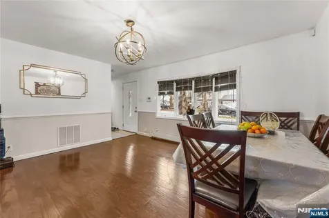 83 Village Road Pequannock Township NJ 07444