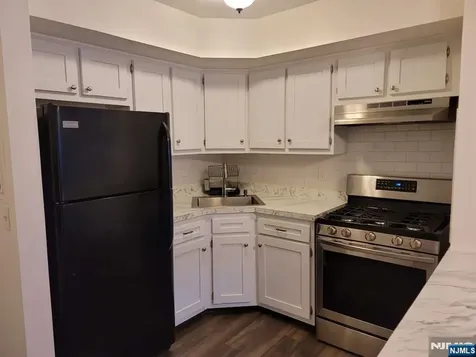 2004 Hawthorne Lane Mahwah NJ 07430